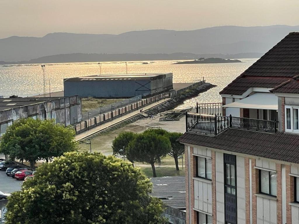 Apartamentos Mar De La Concha Vilagarcia de Arousa Dış mekan fotoğraf